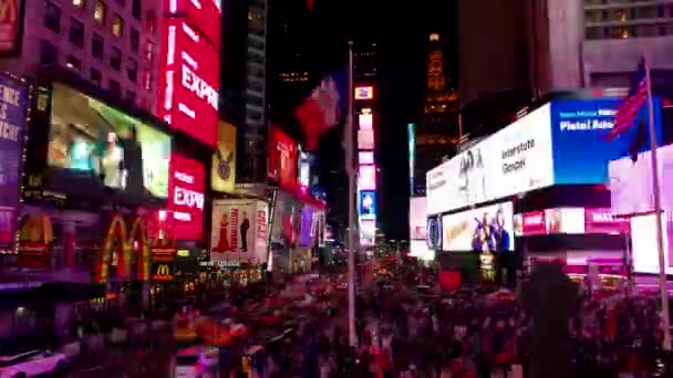 Time Square night time cityscape — стоковое видео' data-src='https://st4.depositphotos.com/1009051/22509/v/600/depositphotos_225091866-stock-video-time-square-night-time-cityscape.jpg