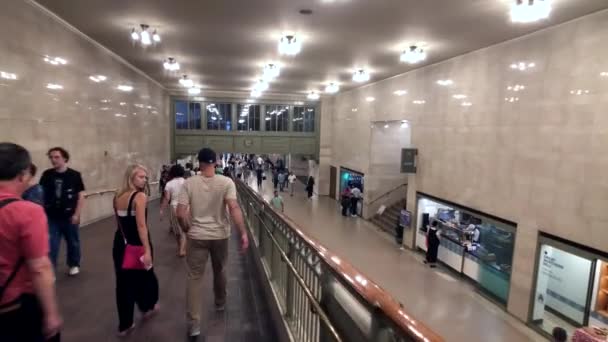 Pasajeros moviéndose en Grand Central time lapse — Vídeos de Stock