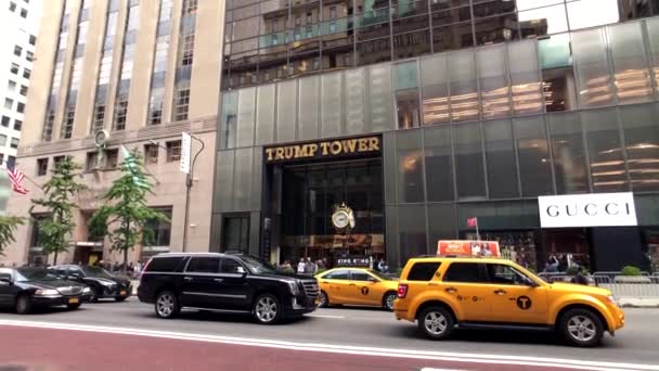 Trump tower Manhattan dış gün zaman içinde — Stok video