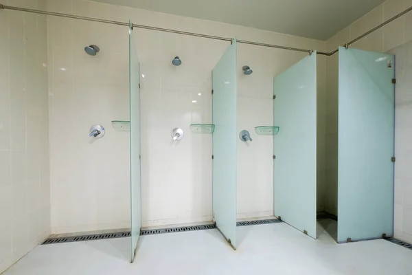 Interieur van openbare douche — Stockfoto