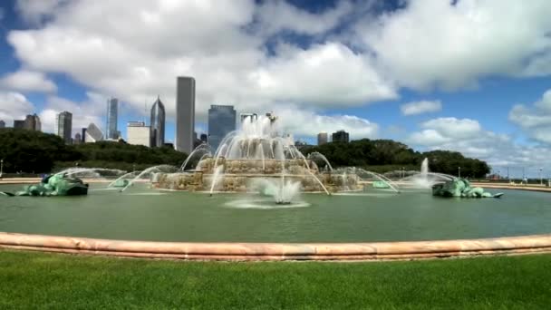 Buckingham Fountain è un punto di riferimento di Chicago — Video Stock