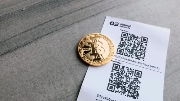 การชําระเงิน Bitcoin ในคาเฟ่ . — วีดีโอสต็อก