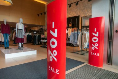 70 kapalı Giyim Mağazası satışı büyük başlığı