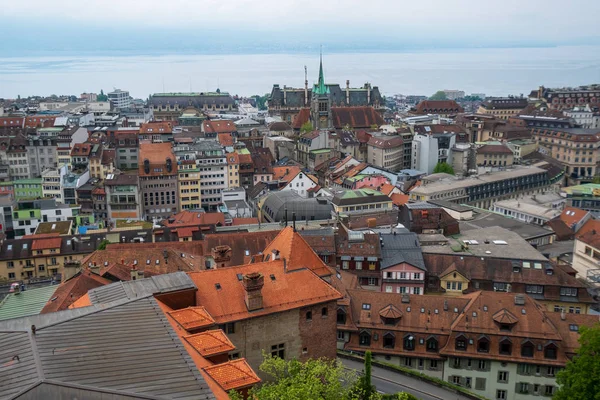 Lausanne hava cityscape üzerinden — Stok fotoğraf