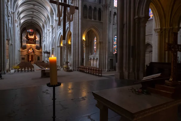 Interior of catholic cathedral — Stock Photo, Image