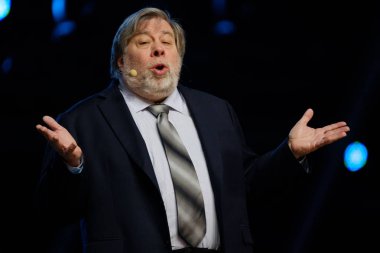 Stephen Wozniak iş toplantısında gerçekleştirir