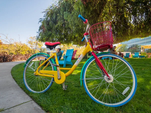 Google rowerów w Googleplex siedziba główna — Zdjęcie stockowe