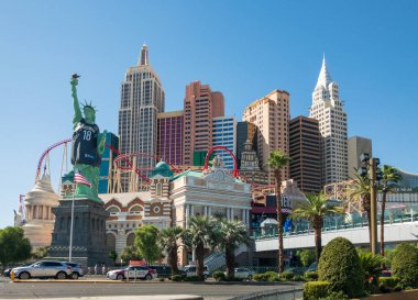 Güneşli bir gün zaman turistik yerleri ziyaret turistler