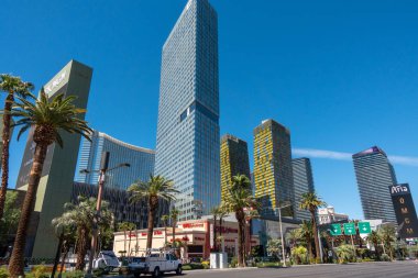 Güneşli bir gün zaman turistik yerleri ziyaret turistler