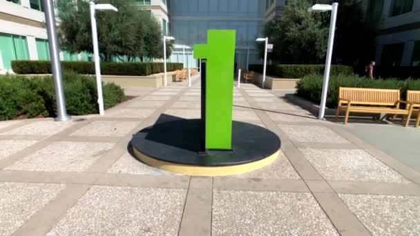 Кампус компании Apple в Силиконовой долине, Infinity loop one — стоковое видео