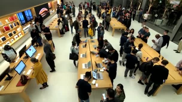 People visiting Apple store at downtown — Stock Video