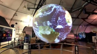 Büyük küre Nasa Ames ziyaretçi merkezi