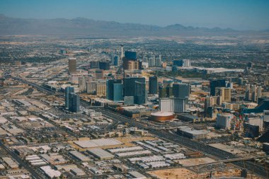 Güneşli bir gün zaman Las Vegas boulevard üstten görünüm