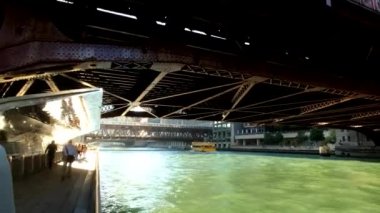 Chicago, Amerika Birleşik Devletleri - 10 Eylül 2018: Downtown yerlerinden güneşli gün zaman
