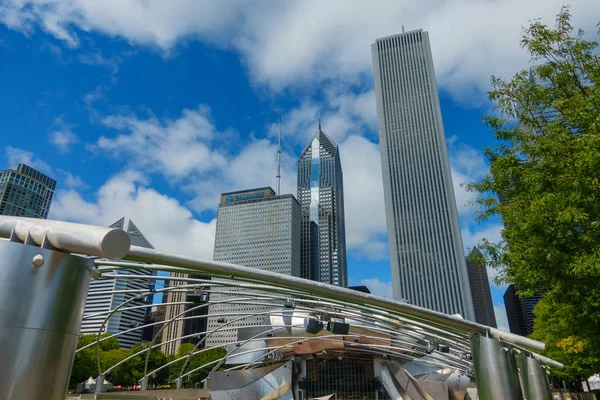 Panorama de Jay Pritzker Pavilion en el día — Foto de Stock