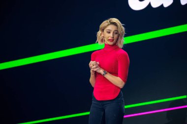 Rus ünlü instagram Blogger Anastasia ıvleeva iş toplantısında gerçekleştirir