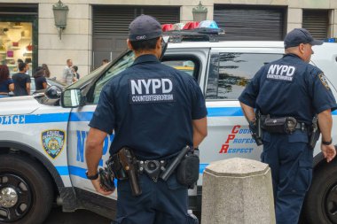 New York Polis Departmanı terörle mücadele Manhattan sokaklarında çalışıyor