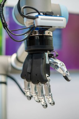 Robot el makro yakın