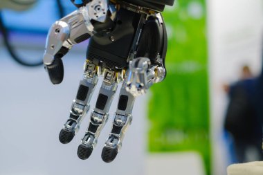 Robot el makro yakın