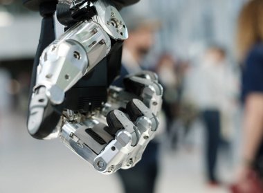 Robot el makro yakın