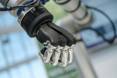 Robot el makro yakın