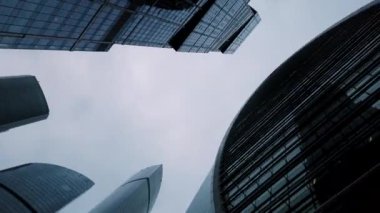 Gökdelenler alt görünüm varil rulo