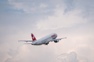 İsviçre havayolları uçak iniş gün zaman Uluslararası Havaalanı için hazırlanıyor