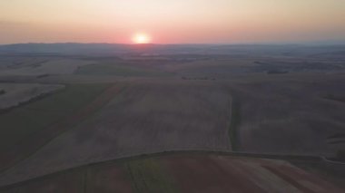 Güney Moravya kırsal alanda gündoğumu Havadan lanscape