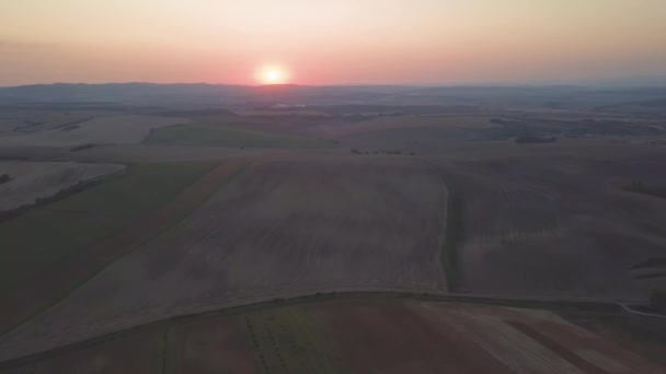 Εναέριο λανράιο της Ανατολής στην ύπαιθρο της Νότιας Μοραβίας — Αρχείο Βίντεο