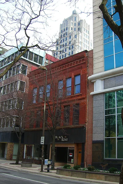 Fort Wayne, Indiana 20 Nisan: Fort Wayne, Indiana'nın Vintage storefronts üzerinde 20 Nisan 2008. Midwestern şehir 1794 yılında kuruldu.