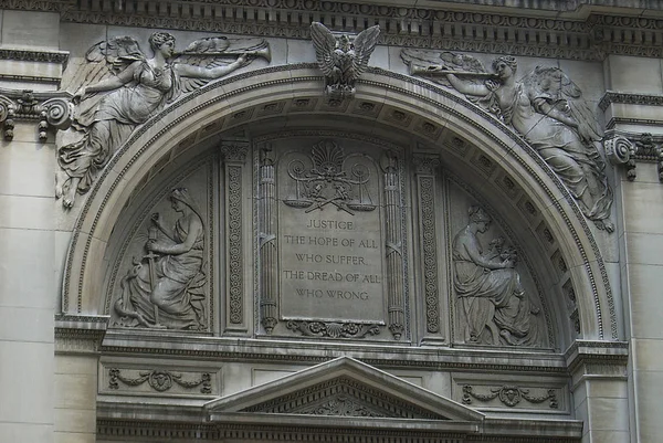 Fort Wayne Indiana Aprile Sculture Ornamenti Tribunale Della Contea Allen — Foto Stock