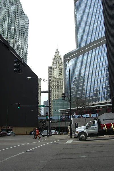 Chicago April State Street Met Wrigley Building Achtergrond April 2008 — Stockfoto