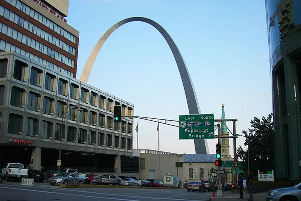 Louis Missouri Settembre Gateway Arch Local Area Including Old Cathedral — Foto Stock