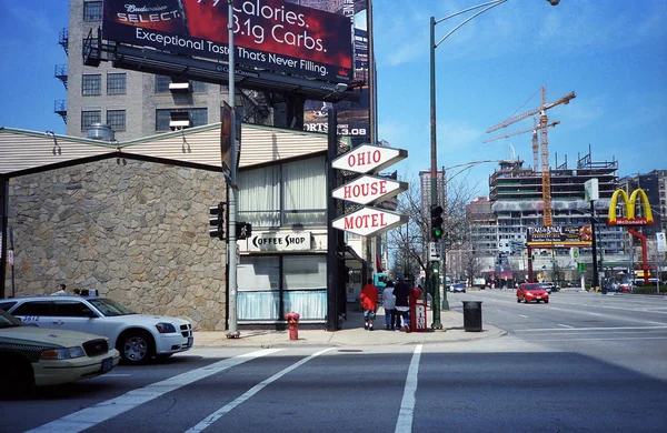 Chicago Nisan Nisan 2008 Tarihinde Chicago Illinois Otel Sokak Sahnesi — Stok fotoğraf
