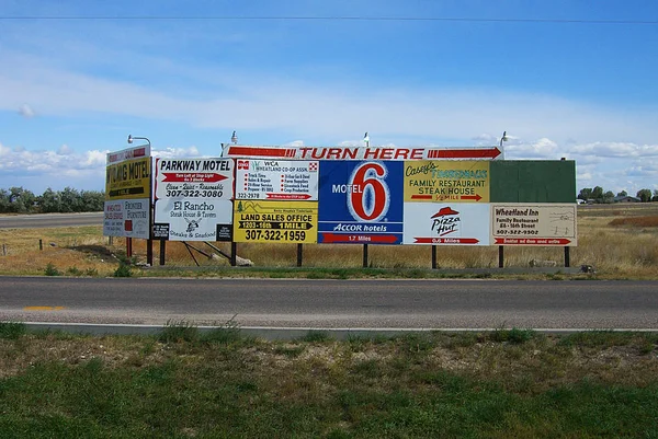 Wheatland Wyoming Outubro Publicidade Para Motéis Atrações Estrada Outubro 2009 — Fotografia de Stock