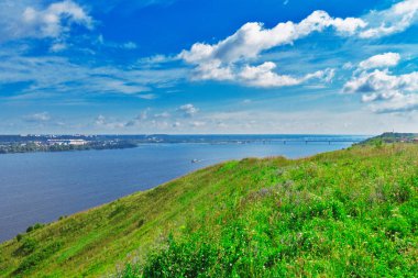Demiryolu Köprüsü Nehri üzerinde