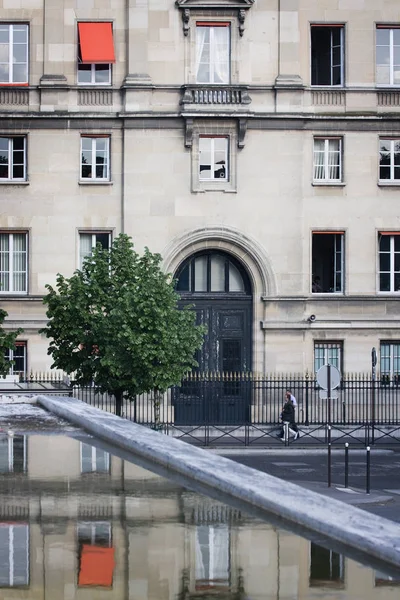 Rue โรเบิร์ต Esnault-Pelterie — ภาพถ่ายสต็อก