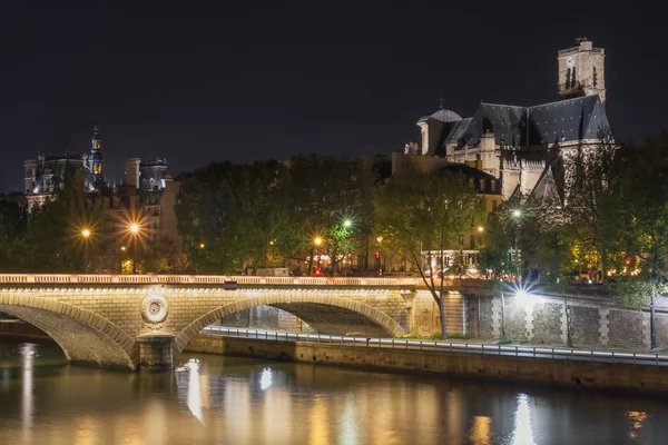 Pont Louis Philippe at night — Stock Photo, Image