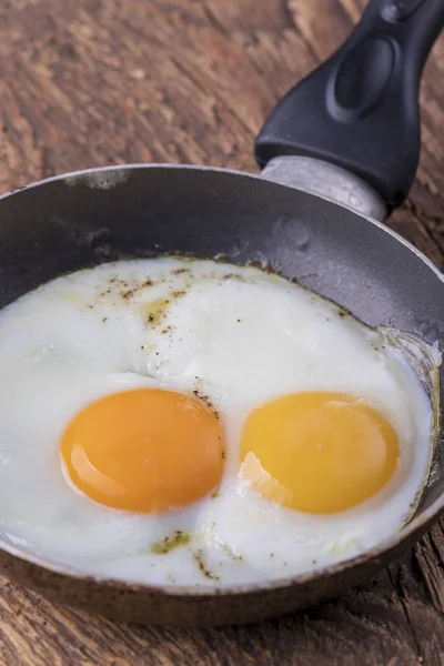 Nahaufnahme Eines Eies Der Pfanne — Stockfoto