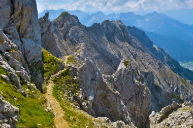 Ferrata Mittenwald 'a giden yolun bir kısmı 