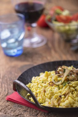 Swabian spaetzle Tipik bir erişte yemeği 