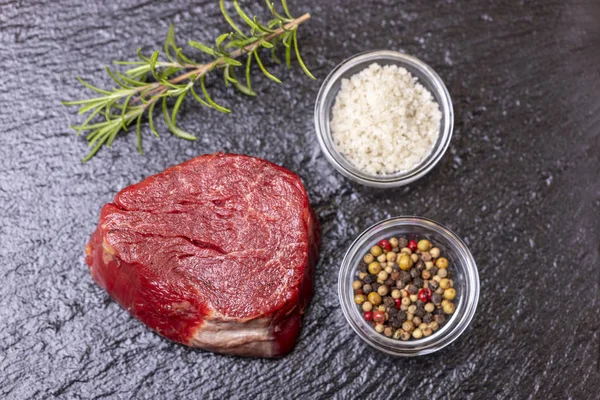 Přehled Syrového Steaku Břidlici — Stock fotografie