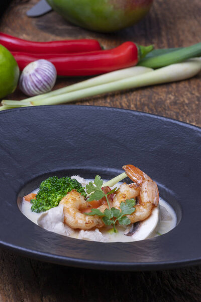 Том-ха-гай суп из Таиланда 