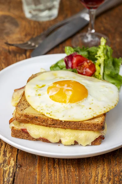 Croque madame — Stock Photo, Image