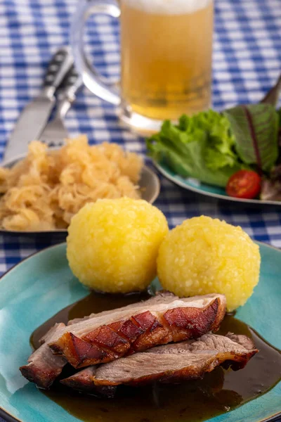 Bavarian Roasted Pork Potato Dumlings — Stock Photo, Image
