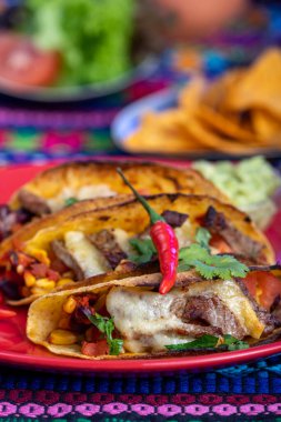 Meksika usulü ızgara taco.