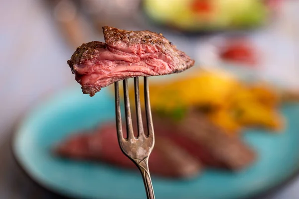 Slice Steak Fork — Stock Photo, Image