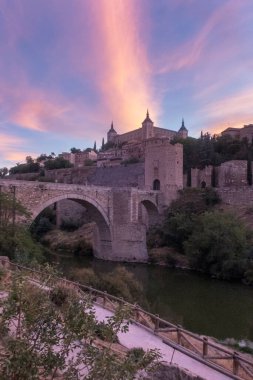 Toledo İspanya 'da köprü
