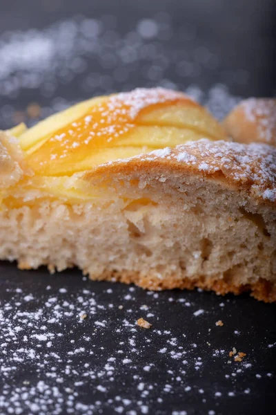 Slice Bavarian Apple Pie — Stock Photo, Image