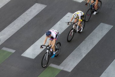 Boise, Idaho-16 Temmuz 2016: Boise, Idaho'da Boise Twilight Criterium sırasında sürülideri